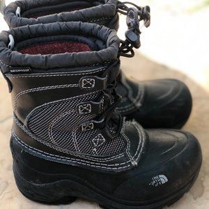 The North Face Kids Alpenglow IV winter/snow boot